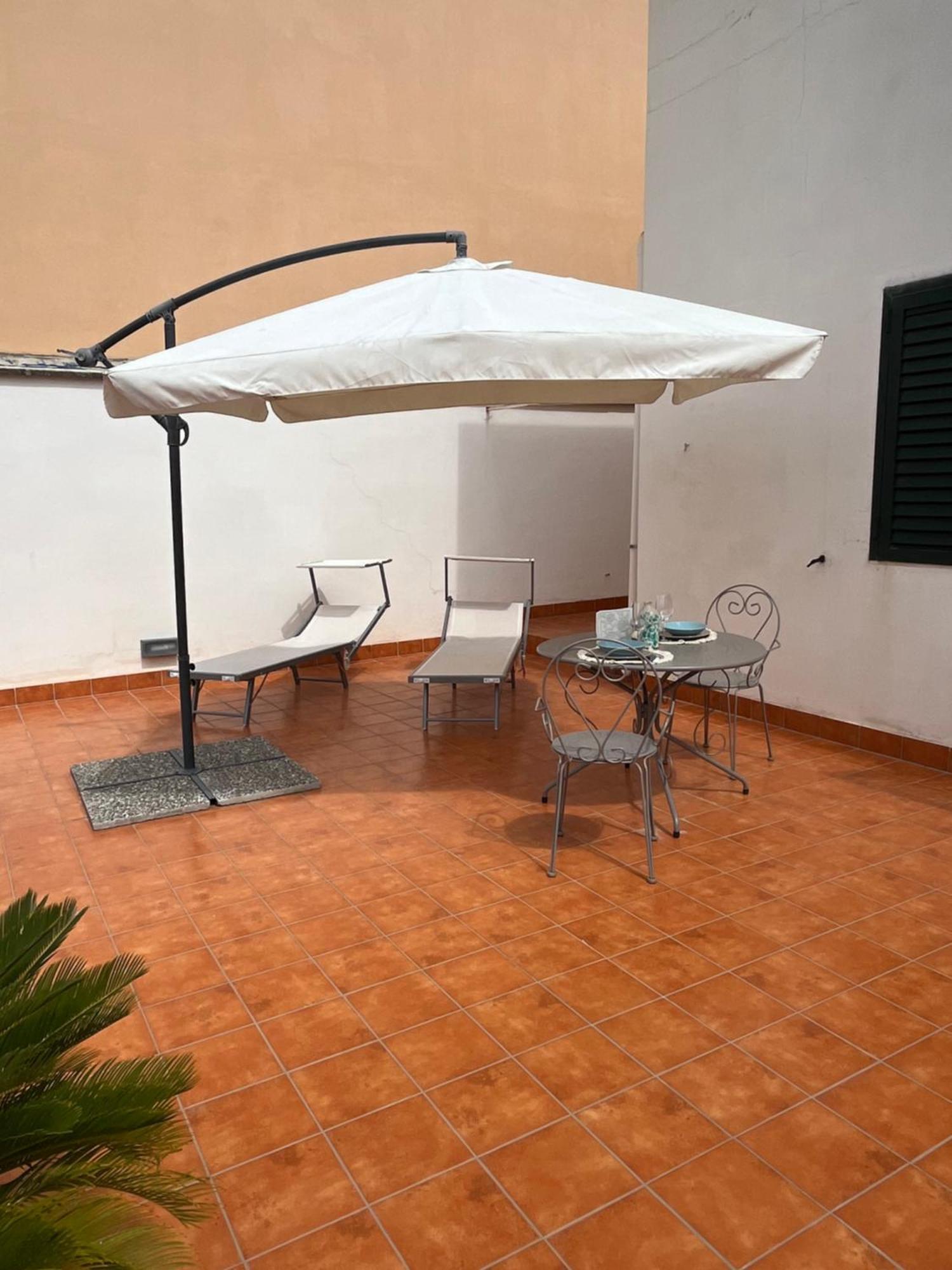 La Terrazza Di Nonno Ciccio Appartement Monopoli Buitenkant foto